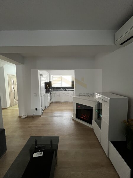 Prelungirea Ghencea, casa premium cu 4 camere de inchiriat.